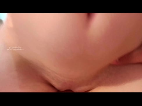 ❤️ ישנה בחדר של אחותי וככה התעוררתי ❌ פורנו אצלנו ❌❤